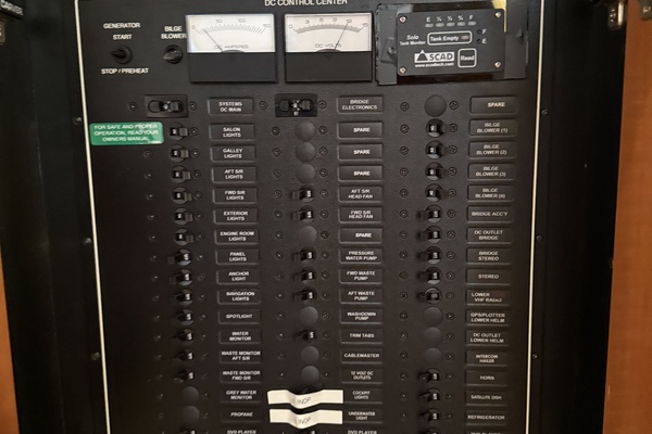 Mist Approach 44ft Carver Yacht For Sale