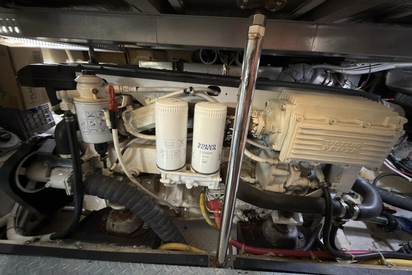 Mist Approach 44ft Carver Yacht For Sale