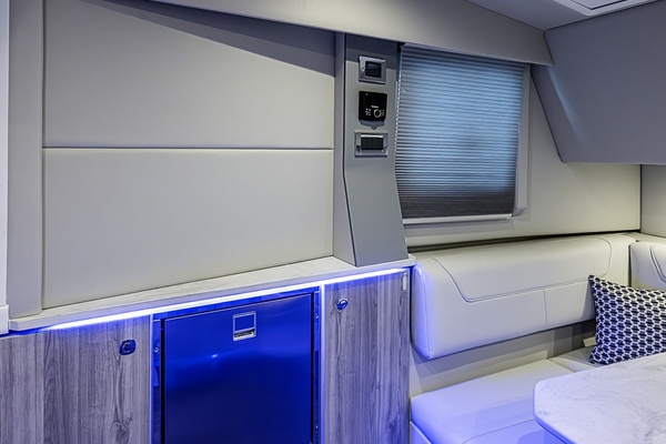 Taking Stock 40ft Formula Yacht For Sale