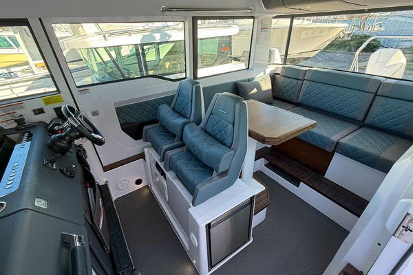 King Itchy 37ft Axopar Yacht For Sale