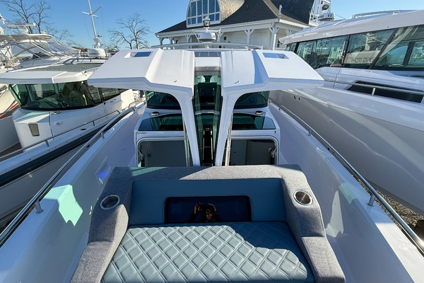 King Itchy 37ft Axopar Yacht For Sale