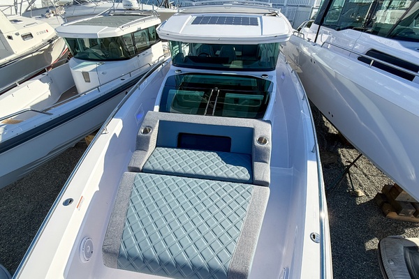 King Itchy 37ft Axopar Yacht For Sale