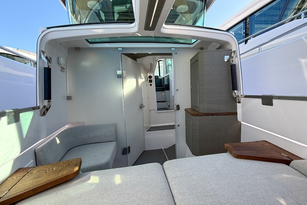 King Itchy 37ft Axopar Yacht For Sale