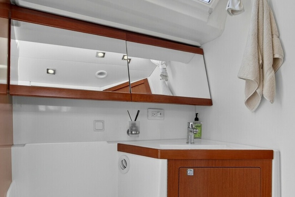 Tartuga 48ft Beneteau Yacht For Sale