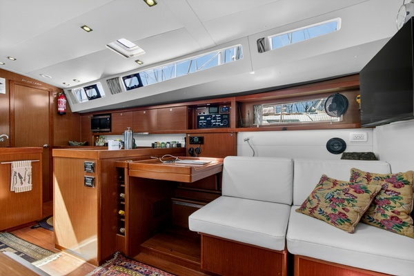 Tartuga 48ft Beneteau Yacht For Sale