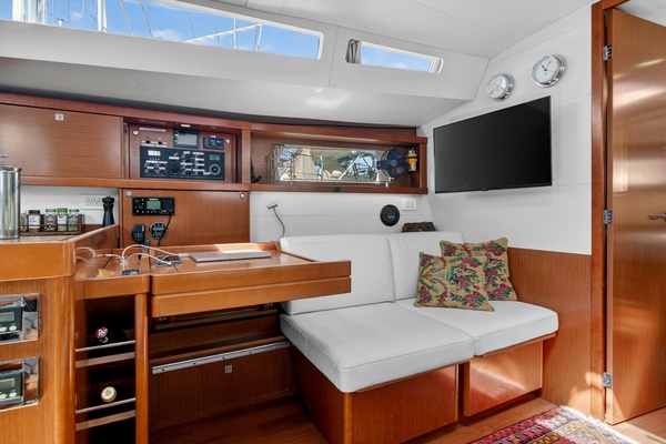 Tartuga 48ft Beneteau Yacht For Sale