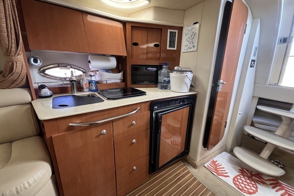 Photo of the 2007 Maxum 3100 SE "Vitamin Sea"