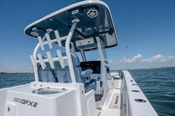 Photo of the 2026 Twin Vee 260 GFX2 CC