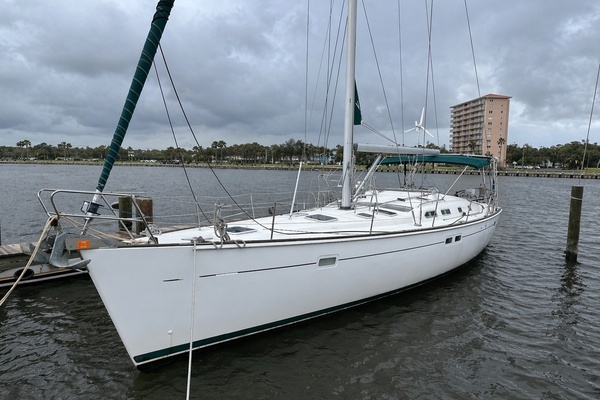 Photo of the 2001 Beneteau Oceanis 473 "Closer to Fine"