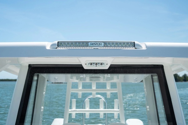 Photo of the 2026 Twin Vee 280 GFX2 CC