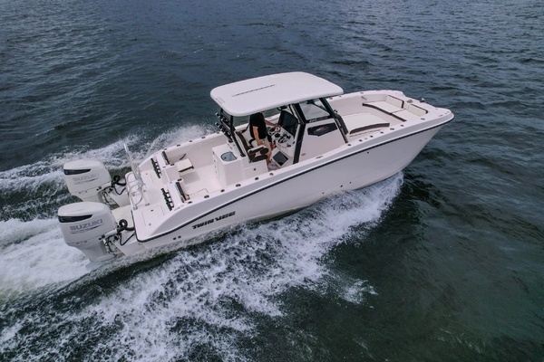 Photo of the 2026 Twin Vee 280 GFX2 CC