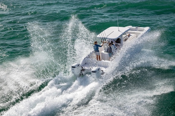 Photo of the 2026 Twin Vee 280 GFX2 CC