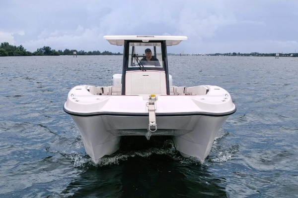 Photo of the 2026 Twin Vee 280 GFX2 CC