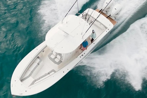 Photo of the 2027 Regulator 31 "On Order"