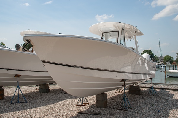 2027 Regulator 31