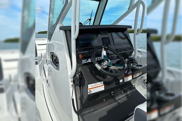 2021 Blackfin 27