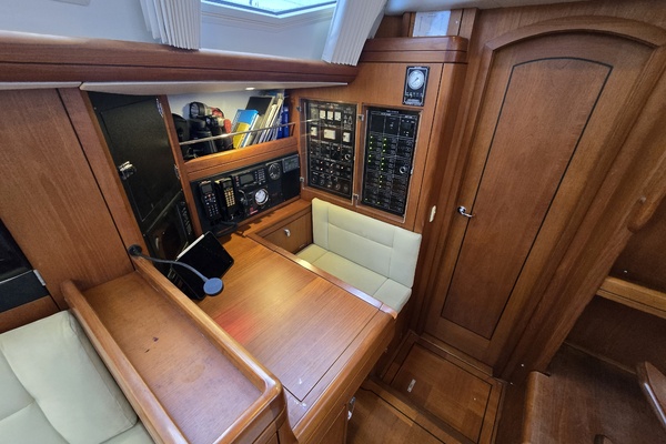 Oregon Native 56ft Oyster Yacht For Sale