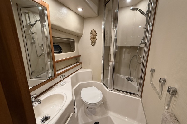 Madera 47ft Bayliner Yacht For Sale