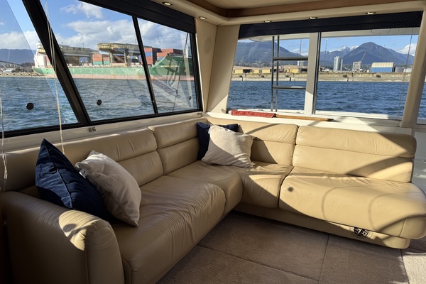 Madera 47ft Bayliner Yacht For Sale