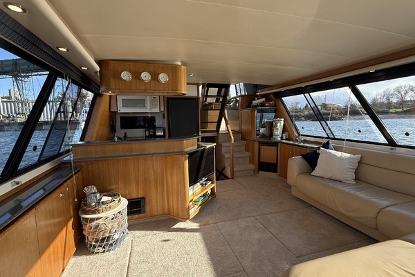 Madera 47ft Bayliner Yacht For Sale