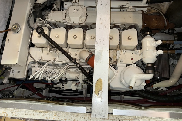 Madera 47ft Bayliner Yacht For Sale