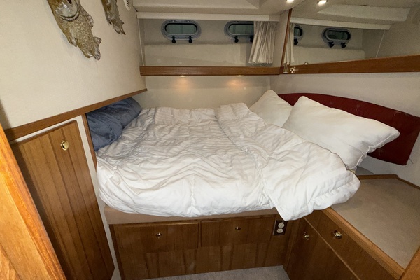 Madera 47ft Bayliner Yacht For Sale