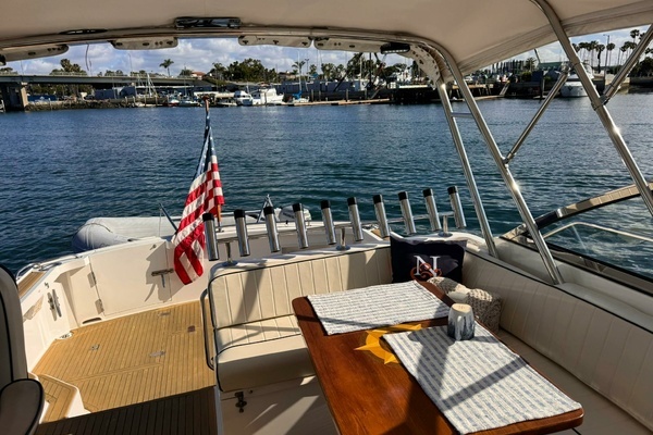 1999 Grand Banks Yachts 38