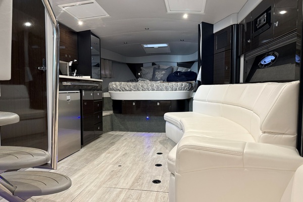 Photo of the 2020 Formula 34 Performance Cruiser "CLAIR DE LUNE"