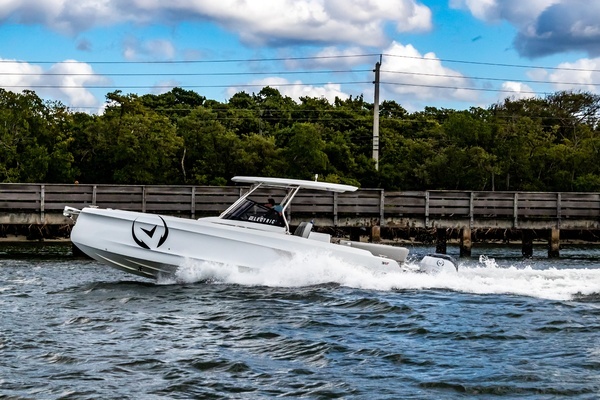 Vision Sterk 31 E Yacht For Sale