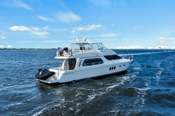 Photo of the 2008 Carver 56 Voyager SE "LADY CAPE"