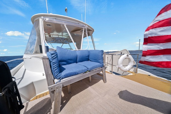 LADY CAPE 56ft Carver Yacht For Sale