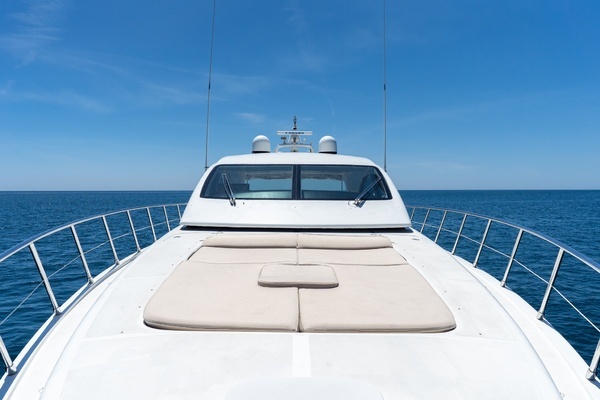 2004 Mangusta 72