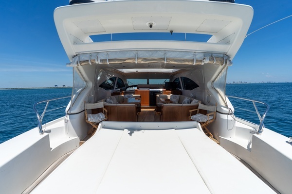 2004 Mangusta 72