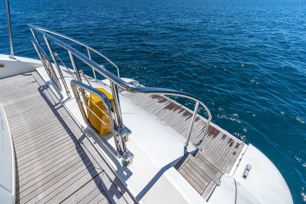 2004 Mangusta 72