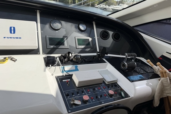 72ft Mangusta Yacht For Sale