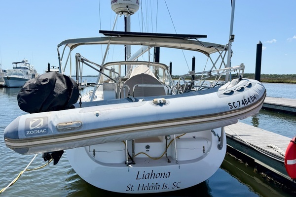 Photo of the 1998 Catalina 380 "Liahona"