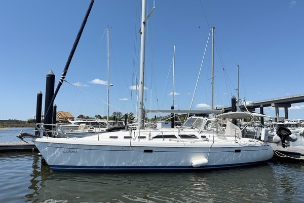 38-ft-Catalina-1998-380-Liahona Charleston South Carolina United States  yacht for sale