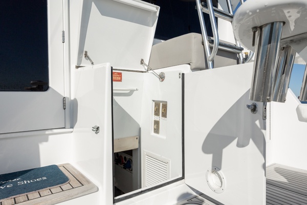 50ft Hatteras Yacht For Sale