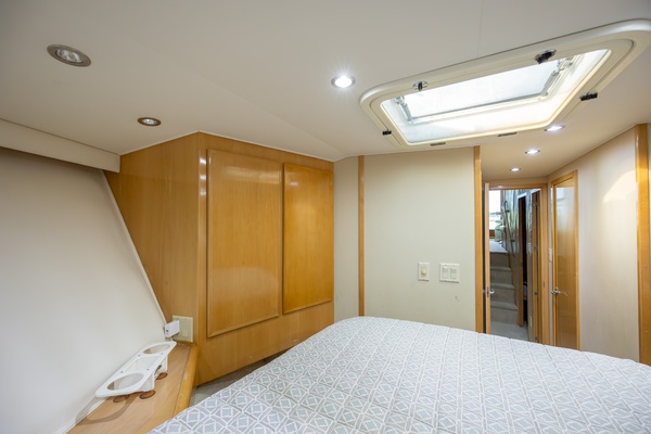 50ft Hatteras Yacht For Sale