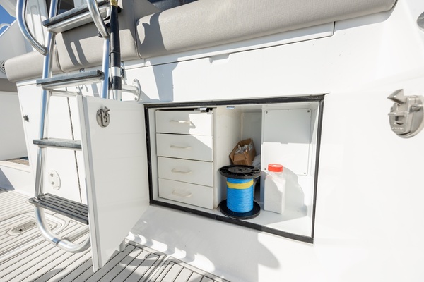 50ft Hatteras Yacht For Sale