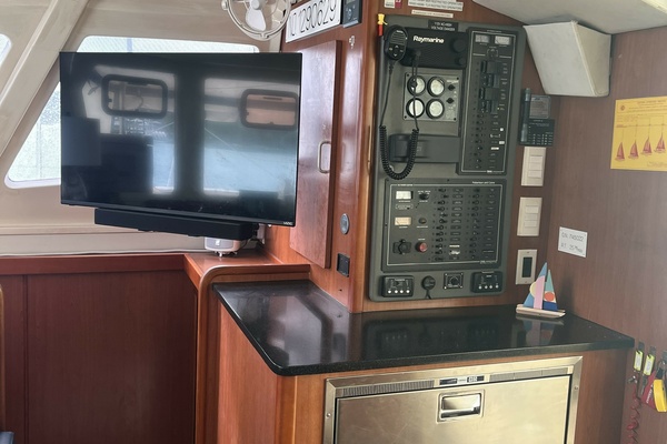 Island Time 44ft Leopard Yacht For Sale