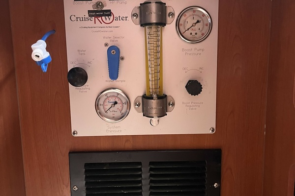 Island Time 44ft Leopard Yacht For Sale