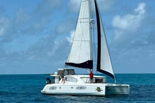 Photo of the 2012 Leopard 44 "Island Time"