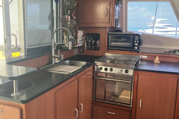 Island Time 44ft Leopard Yacht For Sale