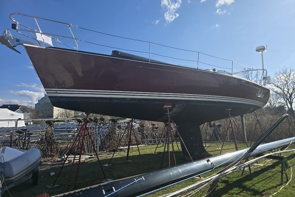 Photo of the 2004 C&C 121 "Salsa"