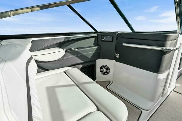 2023 Regal 29