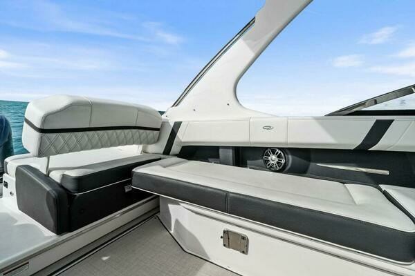 2023 Regal 29