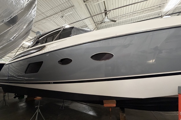 HOBNOBBIN 39ft Princess Yacht For Sale