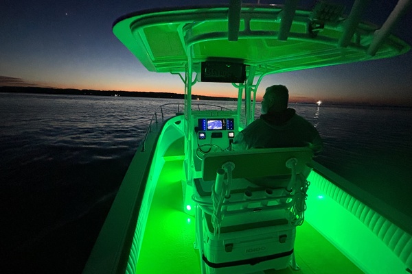 27ft Larson Yacht For Sale