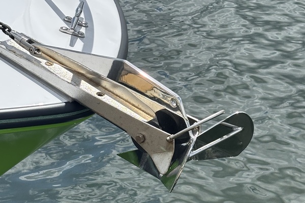 27ft Larson Yacht For Sale